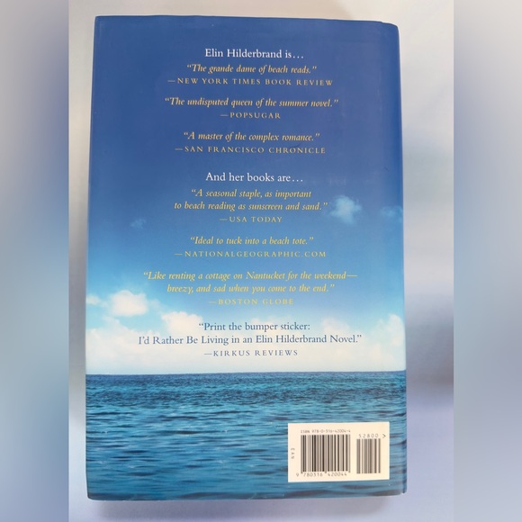 Hardcover Novels by Elin Hildebrand - 28 Summers & Golden Girl - Like New - Picture 7 of 10